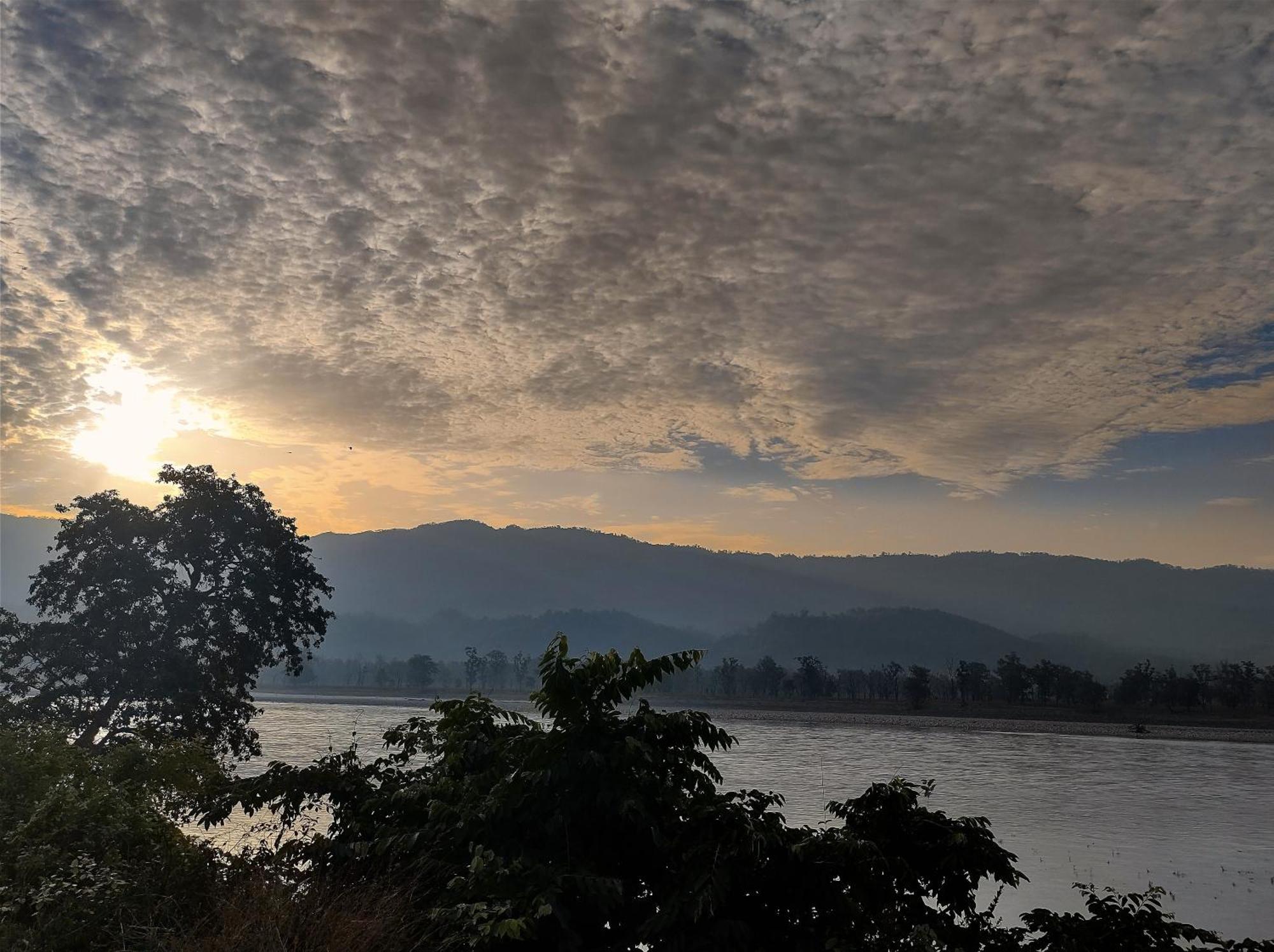 Unio Mystica Apartment Rishikesh Ngoại thất bức ảnh